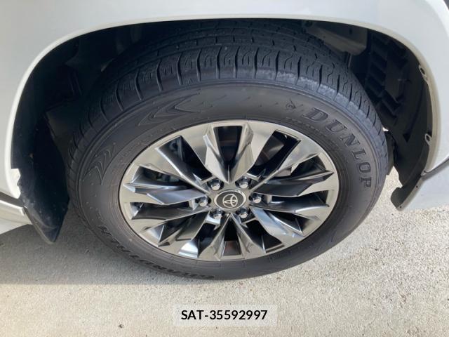 Toyota LAND CRUISER 2025-07 8328954-5