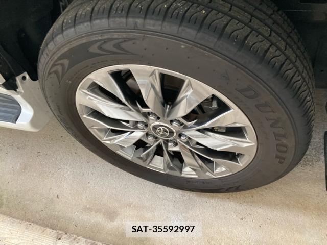 Toyota LAND CRUISER 2025-07 8328954-6
