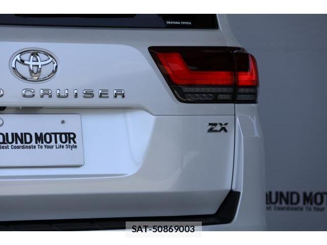 Toyota LAND CRUISER 2023-06 8328998-14