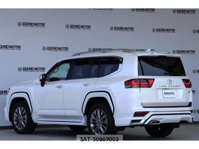 Toyota LAND CRUISER 2023-06 8328998-3