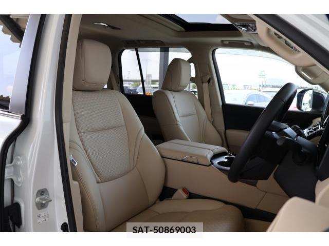 Toyota LAND CRUISER 2023-06 8328998-5