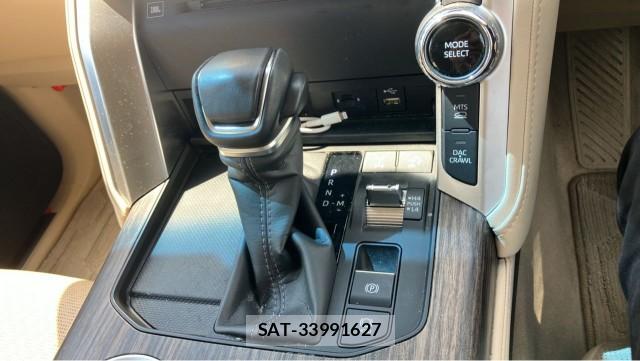 Toyota LAND CRUISER 2023-04 8329256-14