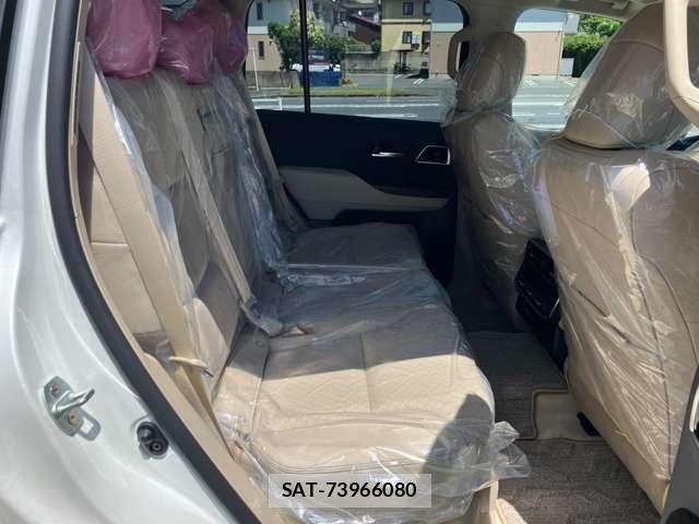Toyota LAND CRUISER 2025-08 8330671-10