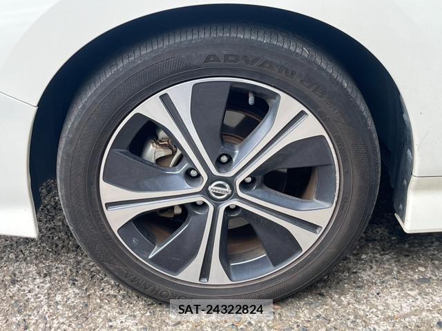 Nissan LEAF 2019-07 8328292-15