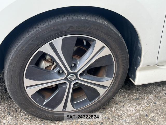Nissan LEAF 2019-07 8328292-18