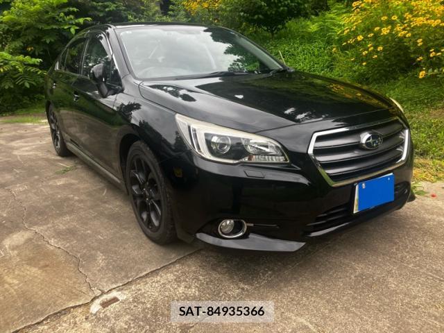 Subaru LEGACY B4 2017-02 8327987-0
