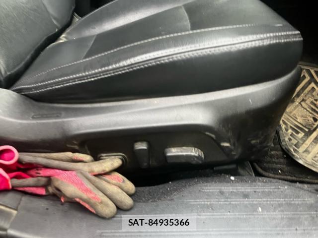 Subaru LEGACY B4 2017-02 8327987-14