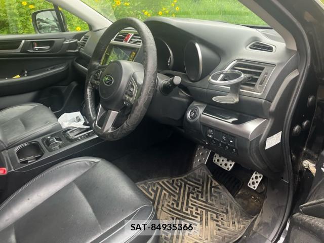 Subaru LEGACY B4 2017-02 8327987-5