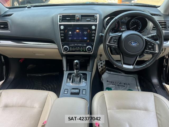 Subaru OUTBACK 2018-01 8328287-7