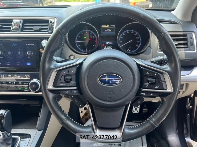 Subaru OUTBACK 2018-01 8328287-8