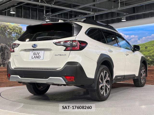 Subaru OUTBACK 2023-06 8328550-17