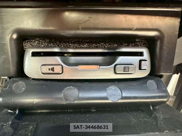 Subaru OUTBACK 2017-07 8328734-3