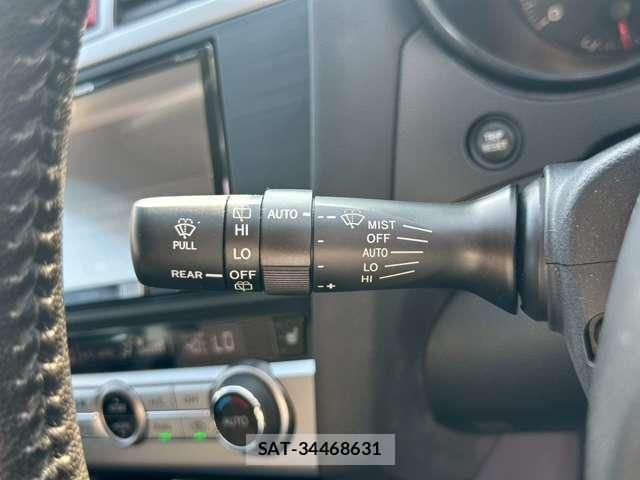 Subaru OUTBACK 2017-07 8328734-6