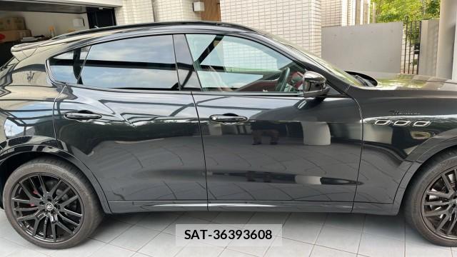 Maserati LEVANTE 2021-11 8329323-10