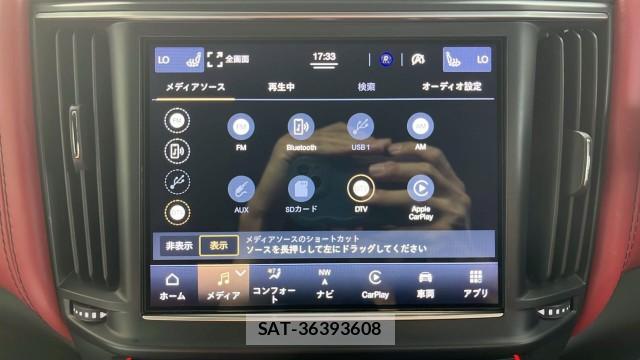 Maserati LEVANTE 2021-11 8329323-4
