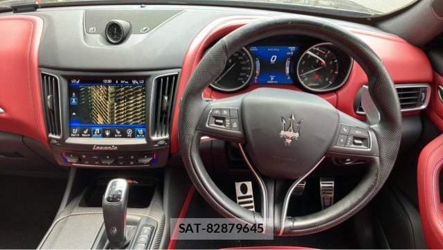 Maserati LEVANTE 2019-07 8329342-16