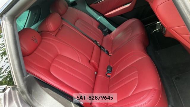 Maserati LEVANTE 2019-07 8329342-6