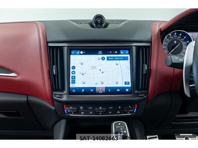 Maserati LEVANTE 2021-11 8329658-18