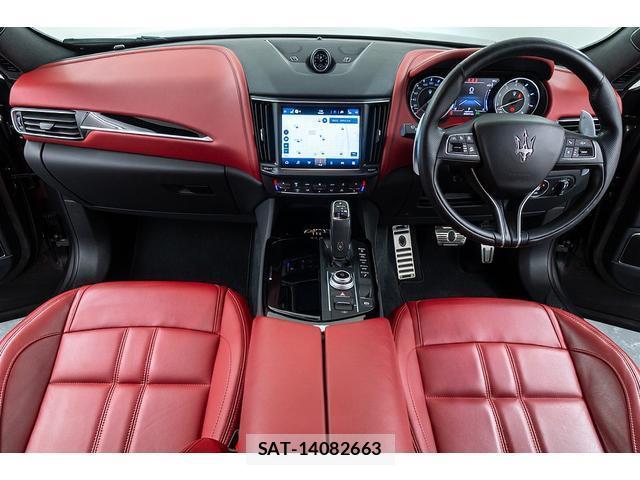 Maserati LEVANTE 2021-11 8329658-2