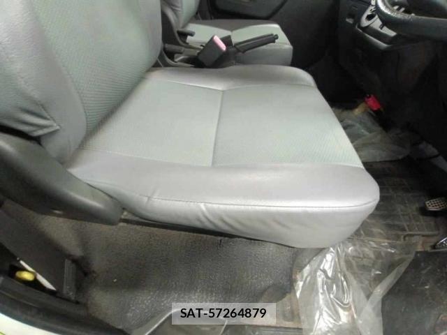 Toyota LITEACE VAN 2018-07 8329889-5