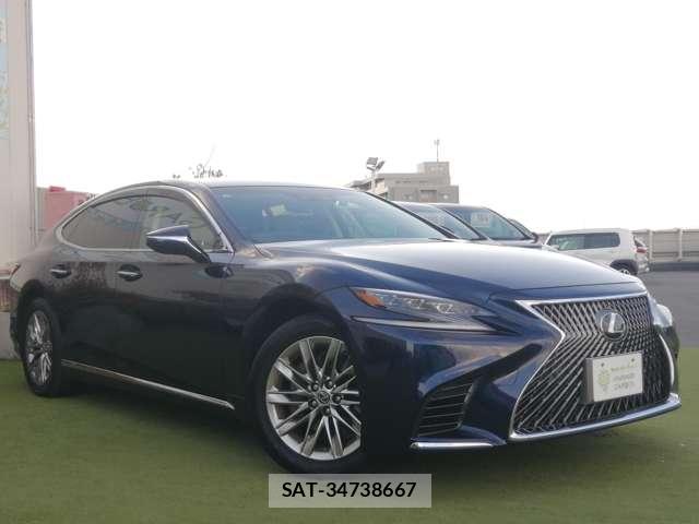 Lexus LS 2018-03 8330305-2