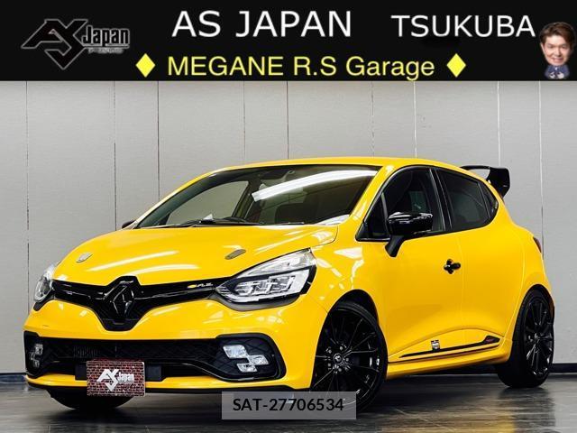 Renault LUTECIA 2019-01 8330697-0