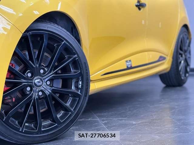 Renault LUTECIA 2019-01 8330697-11