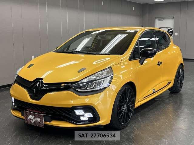 Renault LUTECIA 2019-01 8330697-19