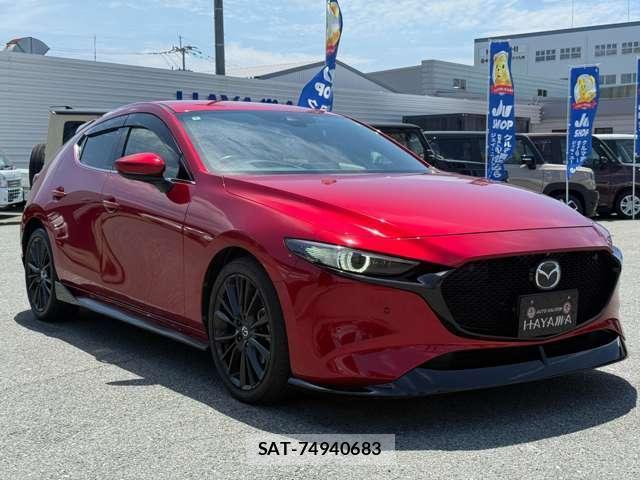 Mazda MAZDA3 2020-02 8328701-12