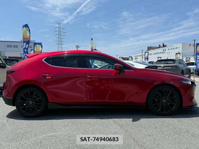 Mazda MAZDA3 2020-02 8328701-15