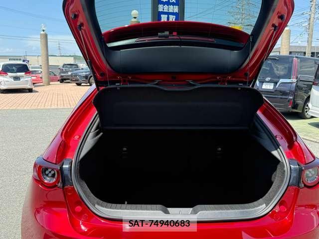 Mazda MAZDA3 2020-02 8328701-7