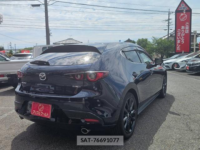 Mazda MAZDA3 2023-12 8329006-10