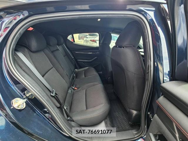Mazda MAZDA3 2023-12 8329006-14