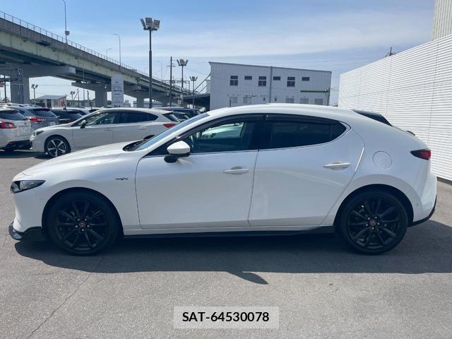 Mazda MAZDA3 2021-03 8329379-16