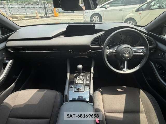 Mazda MAZDA3 2020-03 8330251-1