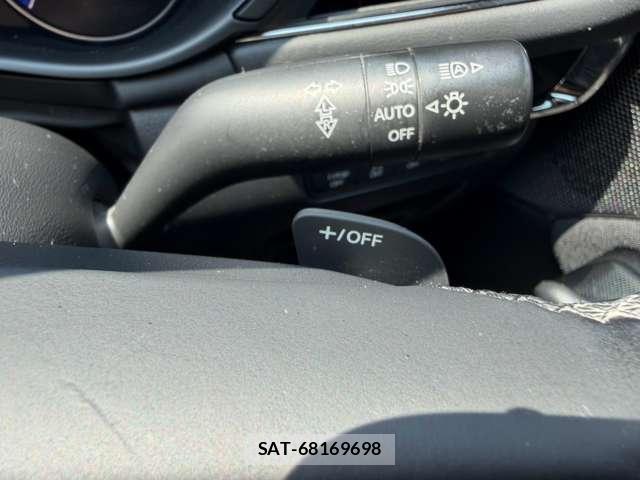 Mazda MAZDA3 2020-03 8330251-9