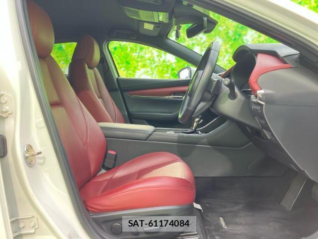 Mazda MAZDA3 2019-12 8330496-3