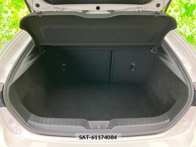Mazda MAZDA3 2019-12 8330496-7