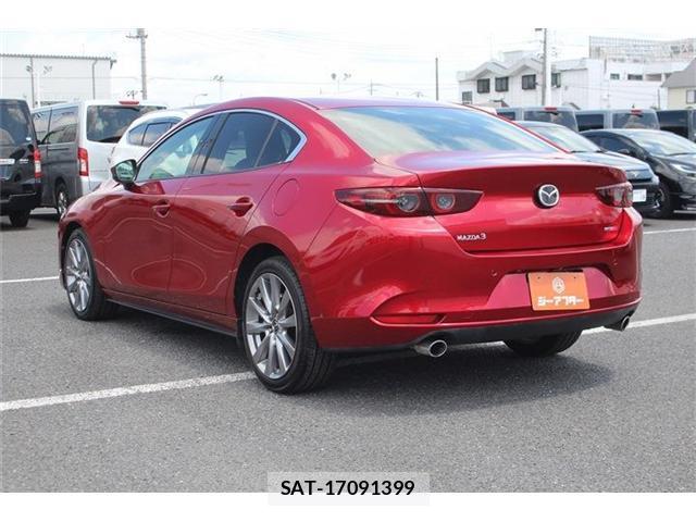 Mazda MAZDA3 2019-06 8329758-10