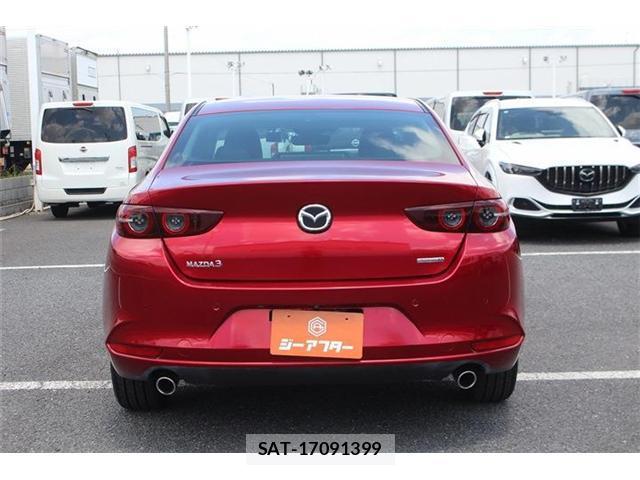 Mazda MAZDA3 2019-06 8329758-11