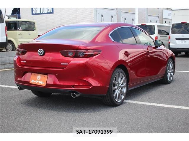Mazda MAZDA3 2019-06 8329758-12