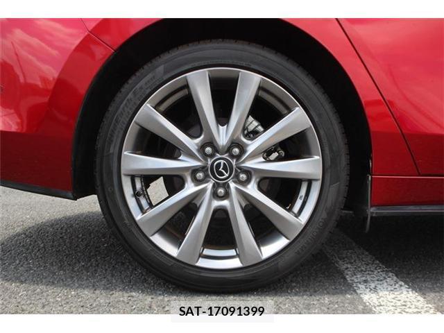 Mazda MAZDA3 2019-06 8329758-17