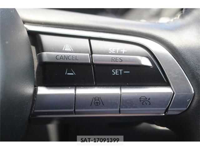Mazda MAZDA3 2019-06 8329758-3