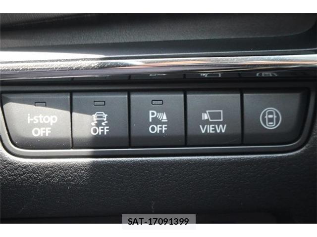 Mazda MAZDA3 2019-06 8329758-5