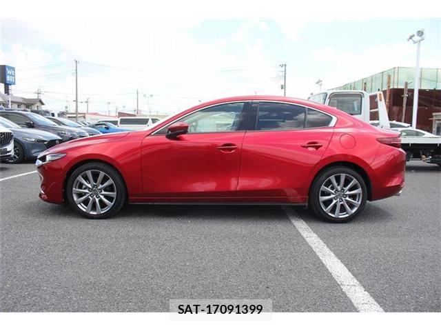 Mazda MAZDA3 2019-06 8329758-9