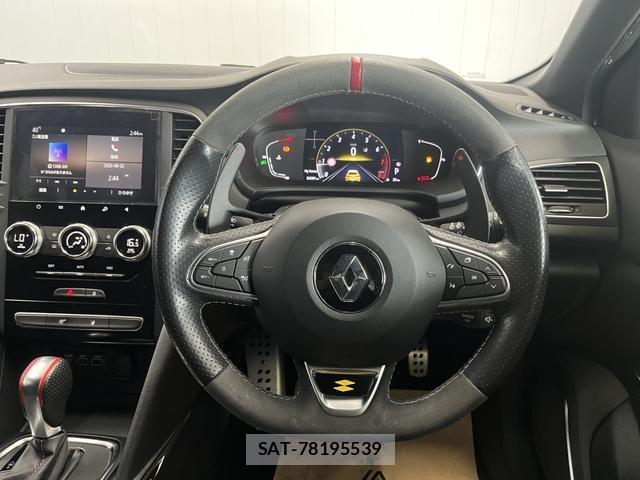 Renault MEGANE 2022-10 8330156-11