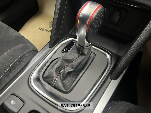 Renault MEGANE 2022-10 8330156-7