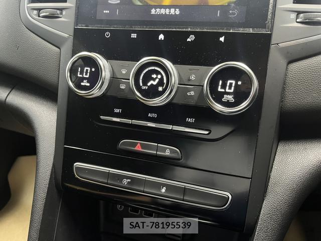 Renault MEGANE 2022-10 8330156-9