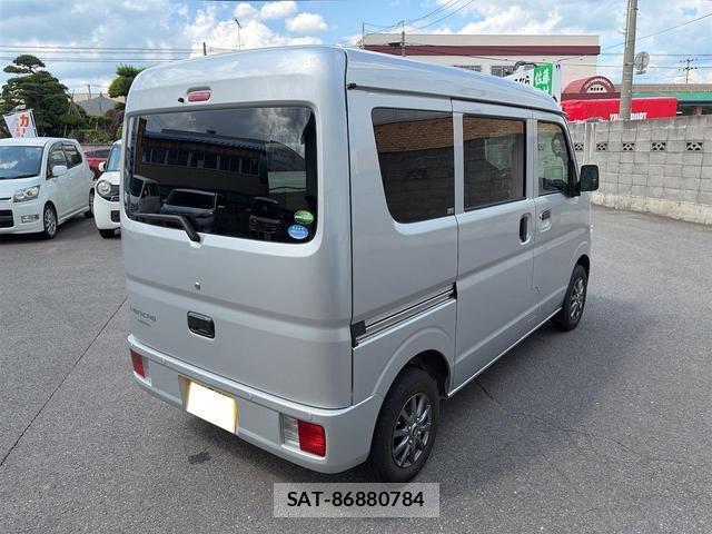 Mitsubishi MINICAB VAN 2020-03 8328762-1