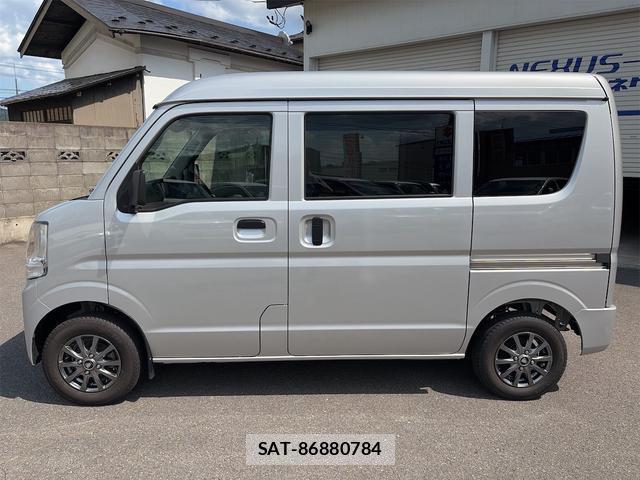 Mitsubishi MINICAB VAN 2020-03 8328762-9